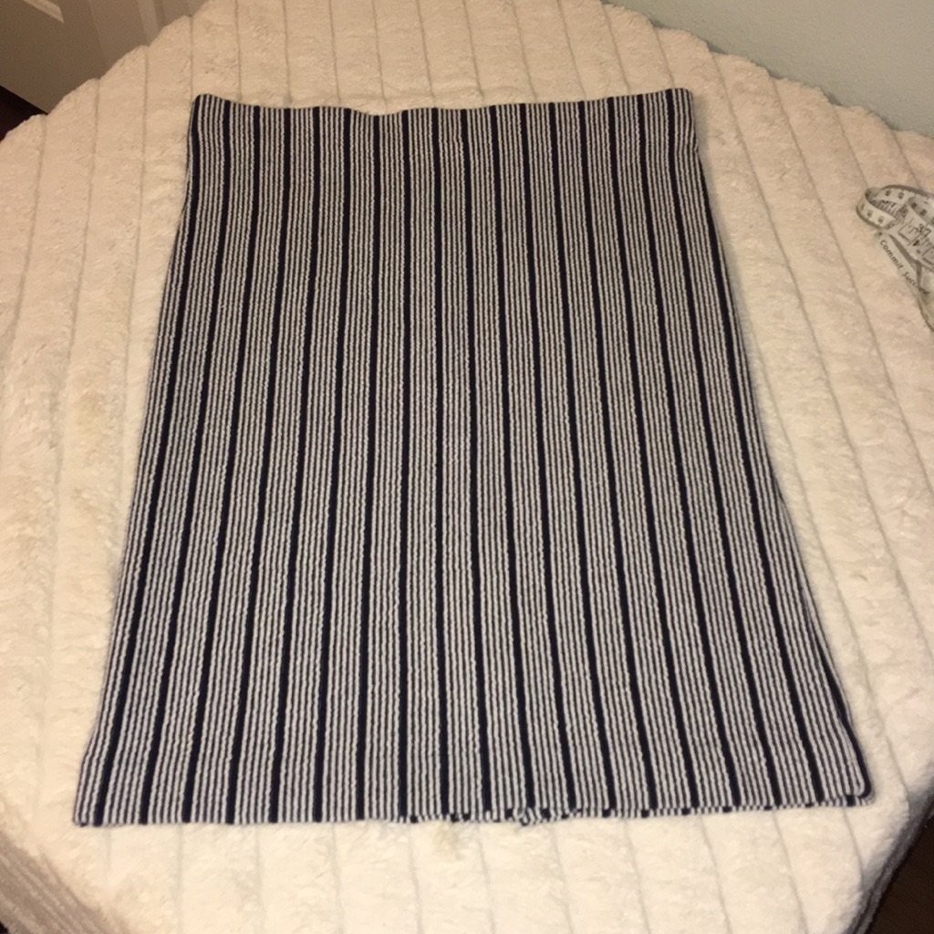 Ann Taylor Ecu Blue And White Knit Skirt